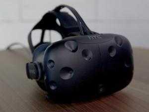 htc-vive-vr-headset-100654403-carousel.idge.jpg