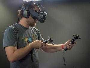 htc-vive-100610795-carousel.idge.jpg