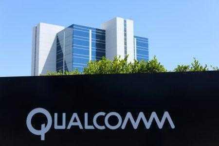 Qualcomm подала в суд на поставщиков компонентов для iPhone, рассчитывая заставить Apple заплатить
