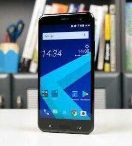 Обзор смартфона HTC U11
