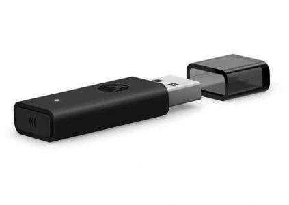 Microsoft выпустила более компактный адаптер Xbox Wireless Adapter, позволяющий подключать контроллер Xbox к ПК