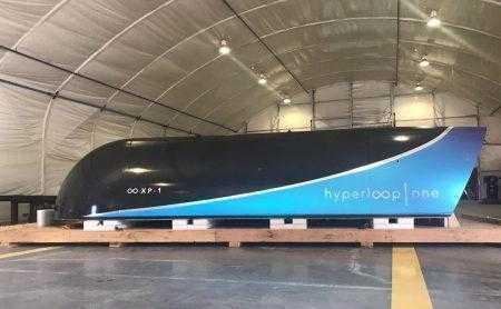 Hyperloop One впервые испытала пассажирскую капсулу XP-1, разогнав ее до рекордных 310 км/ч