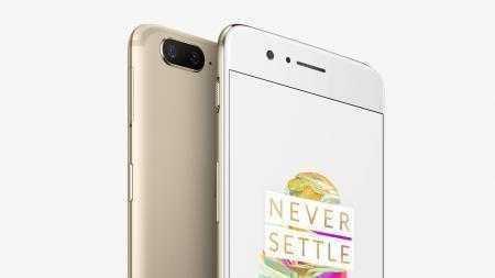 Смартфон OnePlus 5 стал доступен в новом цвете Soft Gold, но в ограниченном количестве