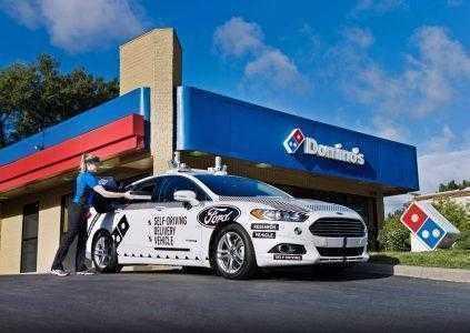 В США стартовала тестовая доставка пиццы Domino’s Pizza с помощью беспилотных автомобилей Ford Fusion Hybrid