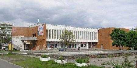 Организация «Киевский IT-кластер» и КГГА разработали проект реконструкции оболонского кинотеатра «Братислава» с созданием Центра развития предпринимательства
