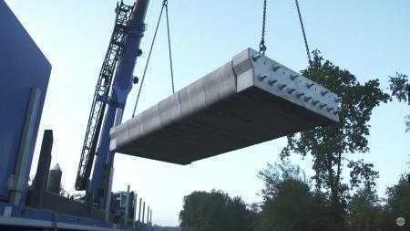 В Нидерландах открыли мост, напечатанный на 3D-принтере