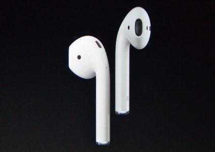 Зафиксирован случай задымления наушника Apple AirPod прямо в ухе во время занятия спортом