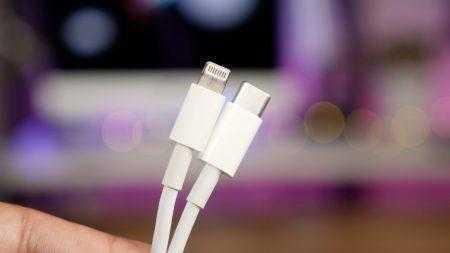 Apple снизила цену метрового кабеля с разъемами Lightning и USB-C до $19